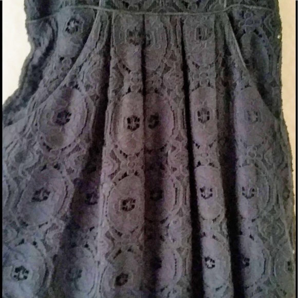 Kimchi Blue Jackie High-Neck Lace Dress Black NWT - Picture 5 of 7